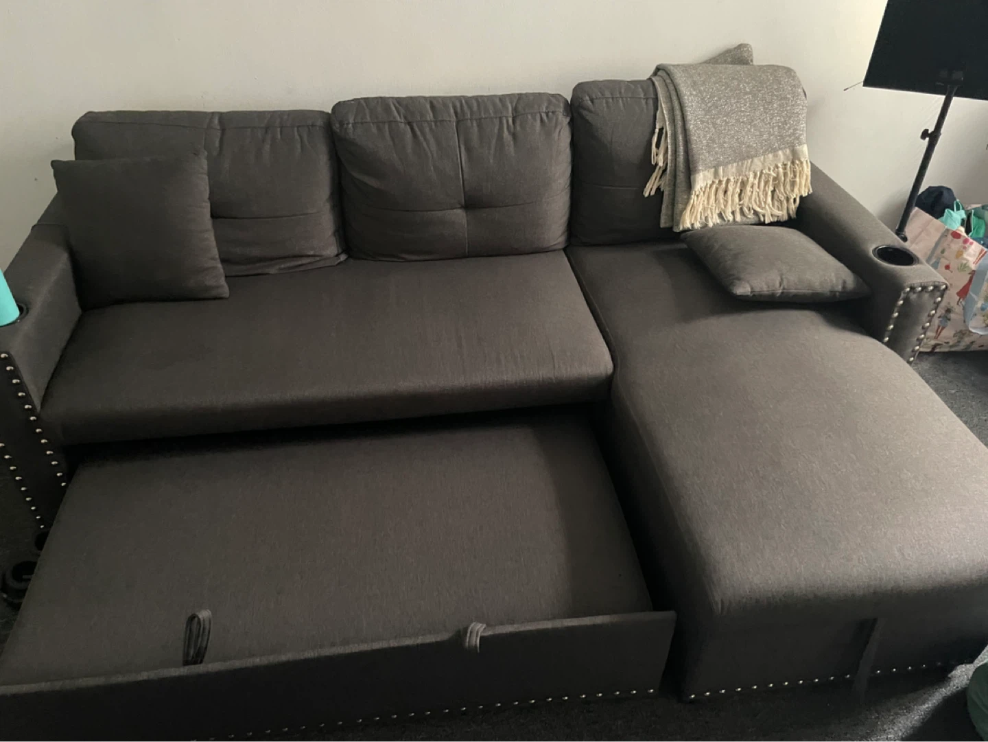Dark Gray Sectional Sofa w/ Storage andQueen size  Pull-out Bed - photo 5