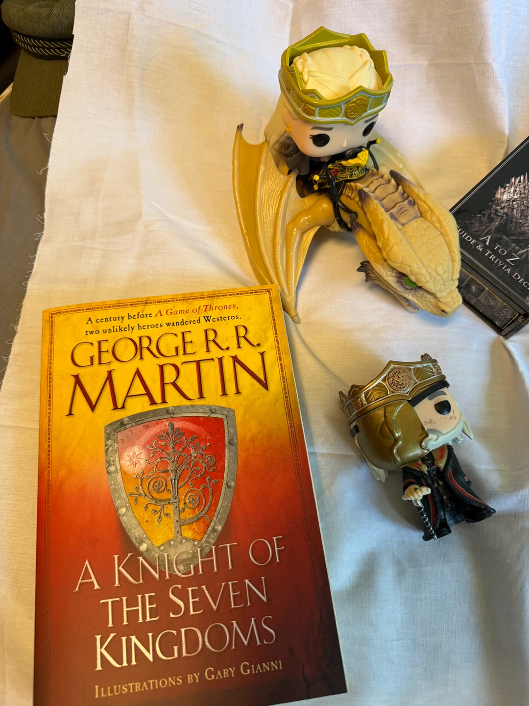 Game of Thrones Funko Pops, Books and Trivia Deck - photo 3