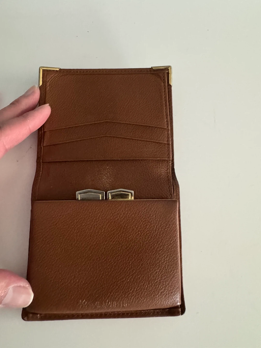 Yves Saint Laurent YSL Brown Leather Kisslock - photo 5