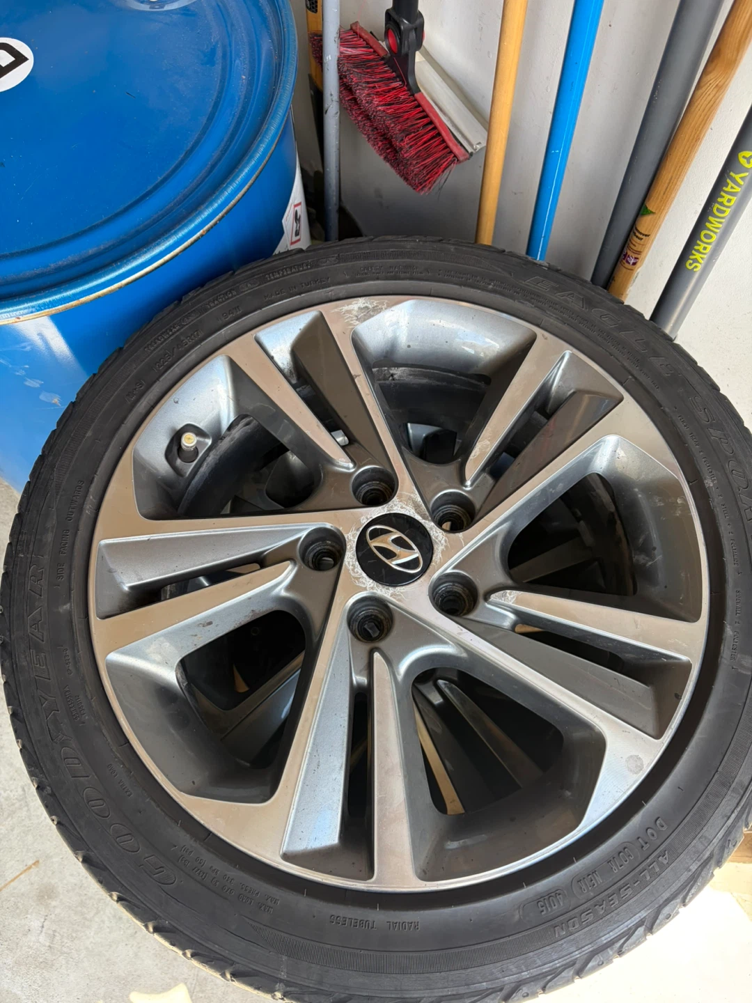Hyundai Alloy Wheels (Set of 4) - 17 inch - photo 4