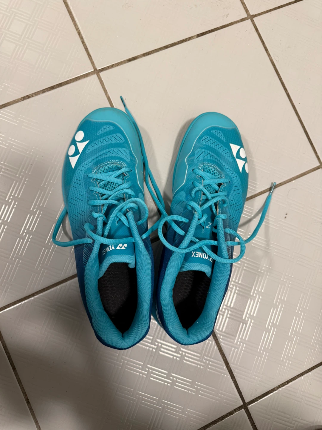 Yonex Turquoise Badminton Shoes