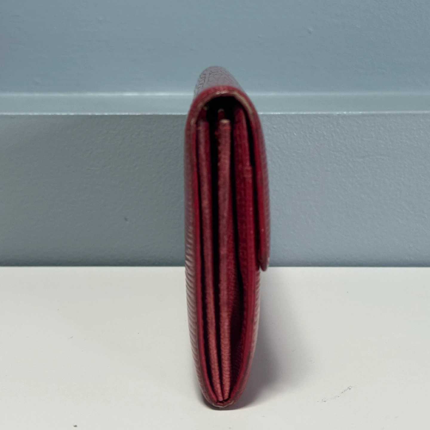 Louis Vuitton Epi Red Leather Sara Wallet - photo 4