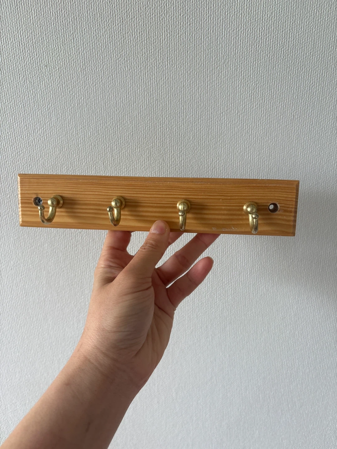 Wooden Wall Mount Key Holder with 4 Brass Hooks
