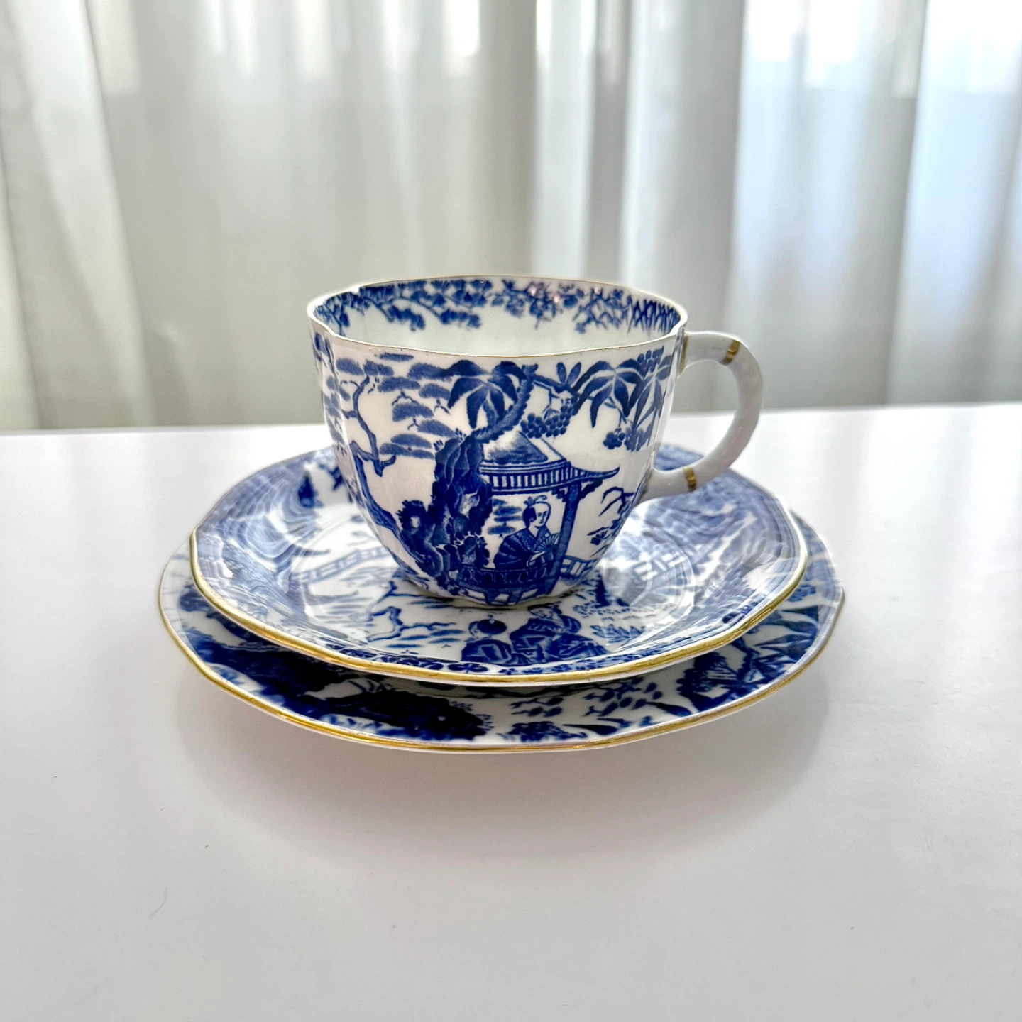 Royal Crown Derby Mikado teacup trio - photo 2