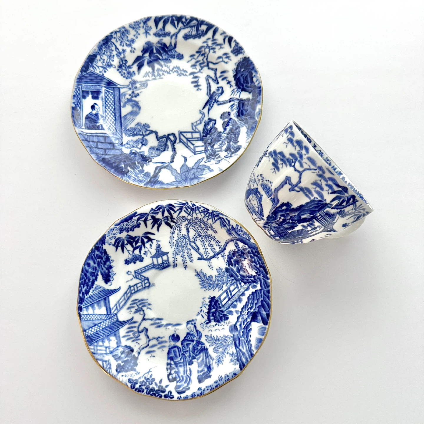 Royal Crown Derby Mikado teacup trio - photo 4