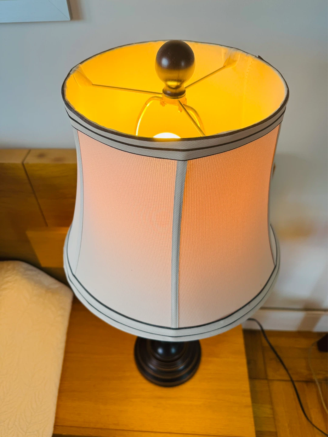 Two Table Lamps with Cream Shade - photo 3
