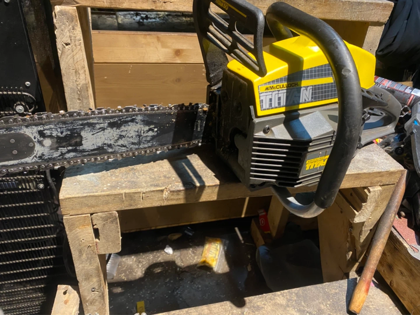 McCulloch Chainsaw - photo 2