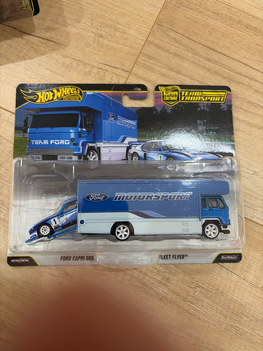 Hot Wheels Team Transport '73 Honda Civic Custom Aero Lift