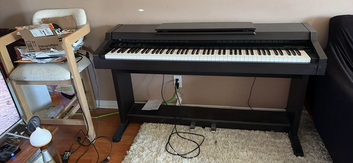 Yamaha Clavinova CLP-153SG Digital Piano