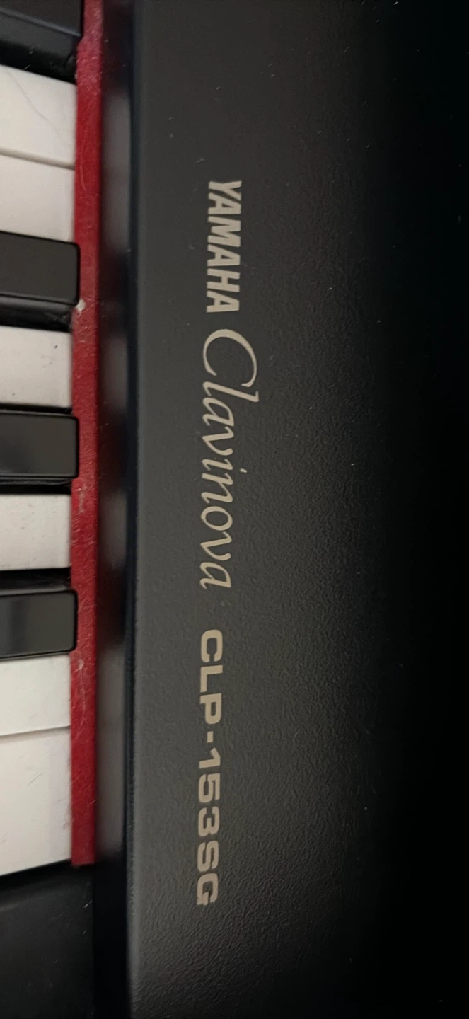 Yamaha Clavinova CLP-153SG Digital Piano - photo 4