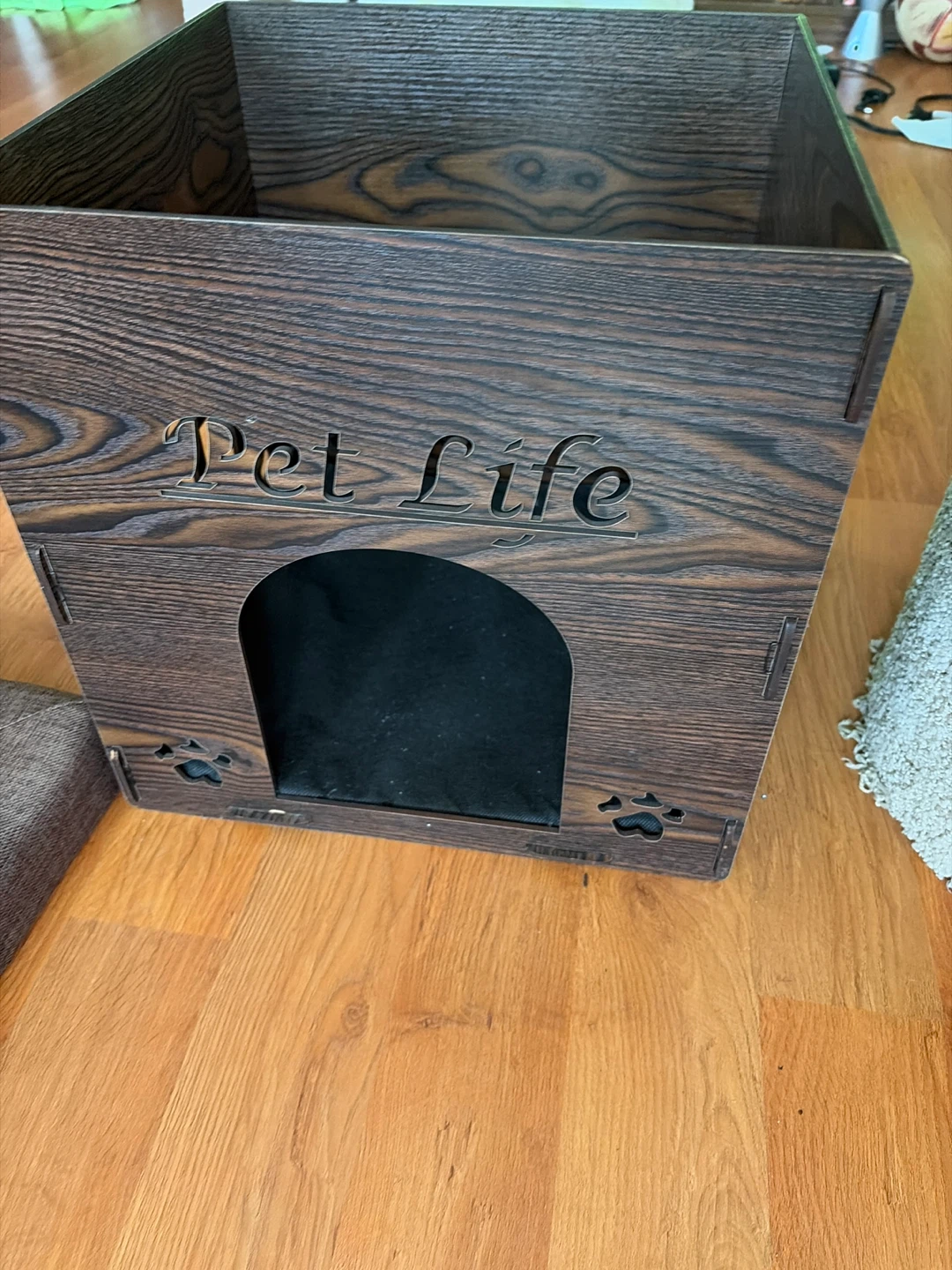 Pet Life Wooden Pet House with Cat Condo - photo 4