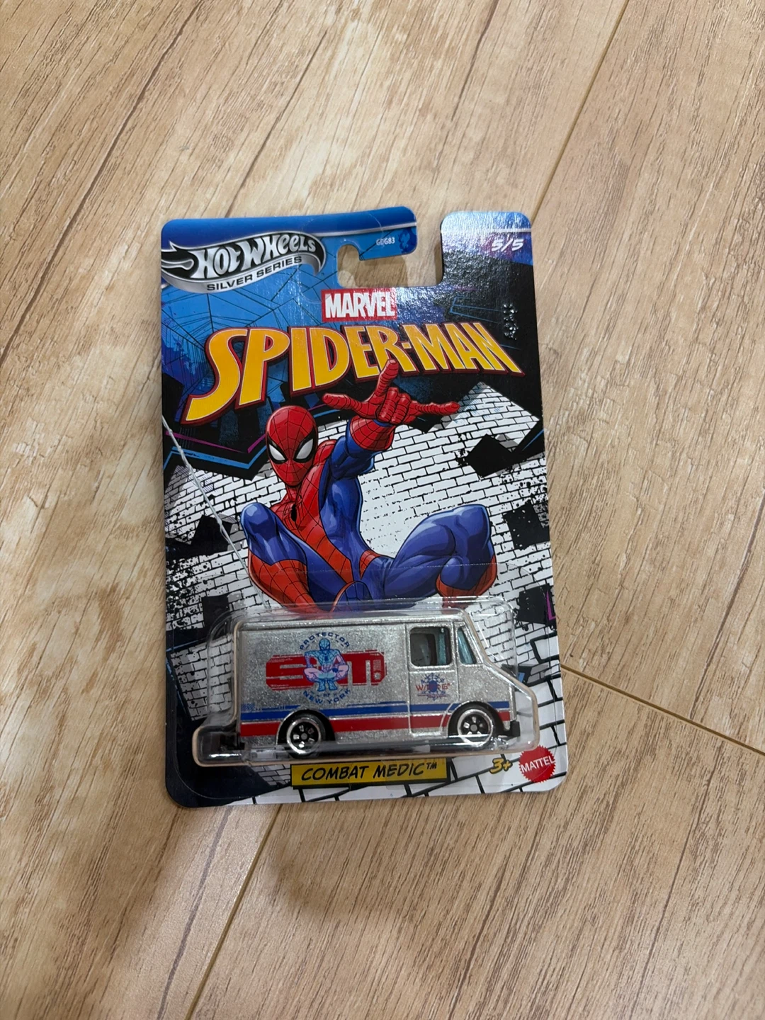 Hot Wheels Marvel Spider-Man Combat Medic Van