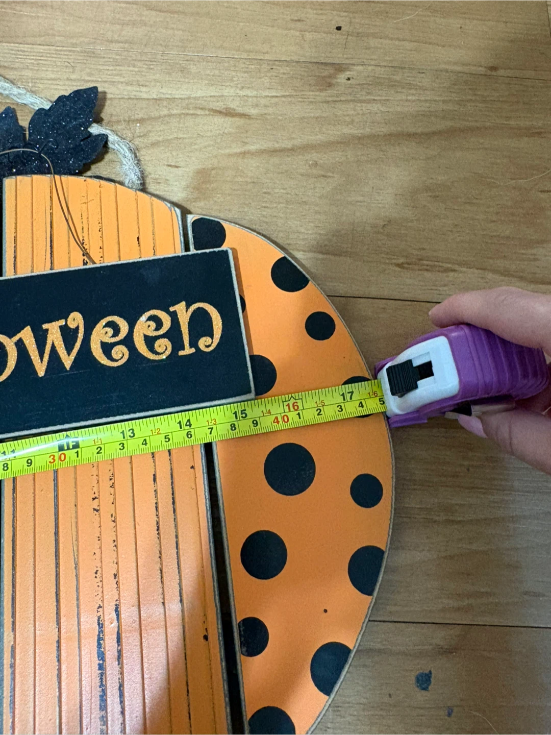 Happy Halloween Pumpkin Sign - photo 2