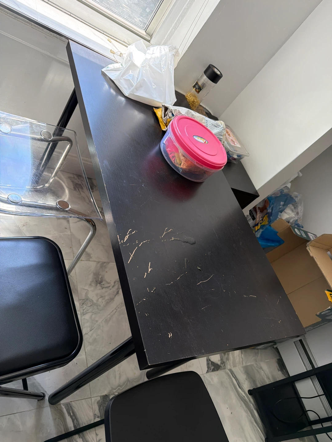 Black Table with wood Legs