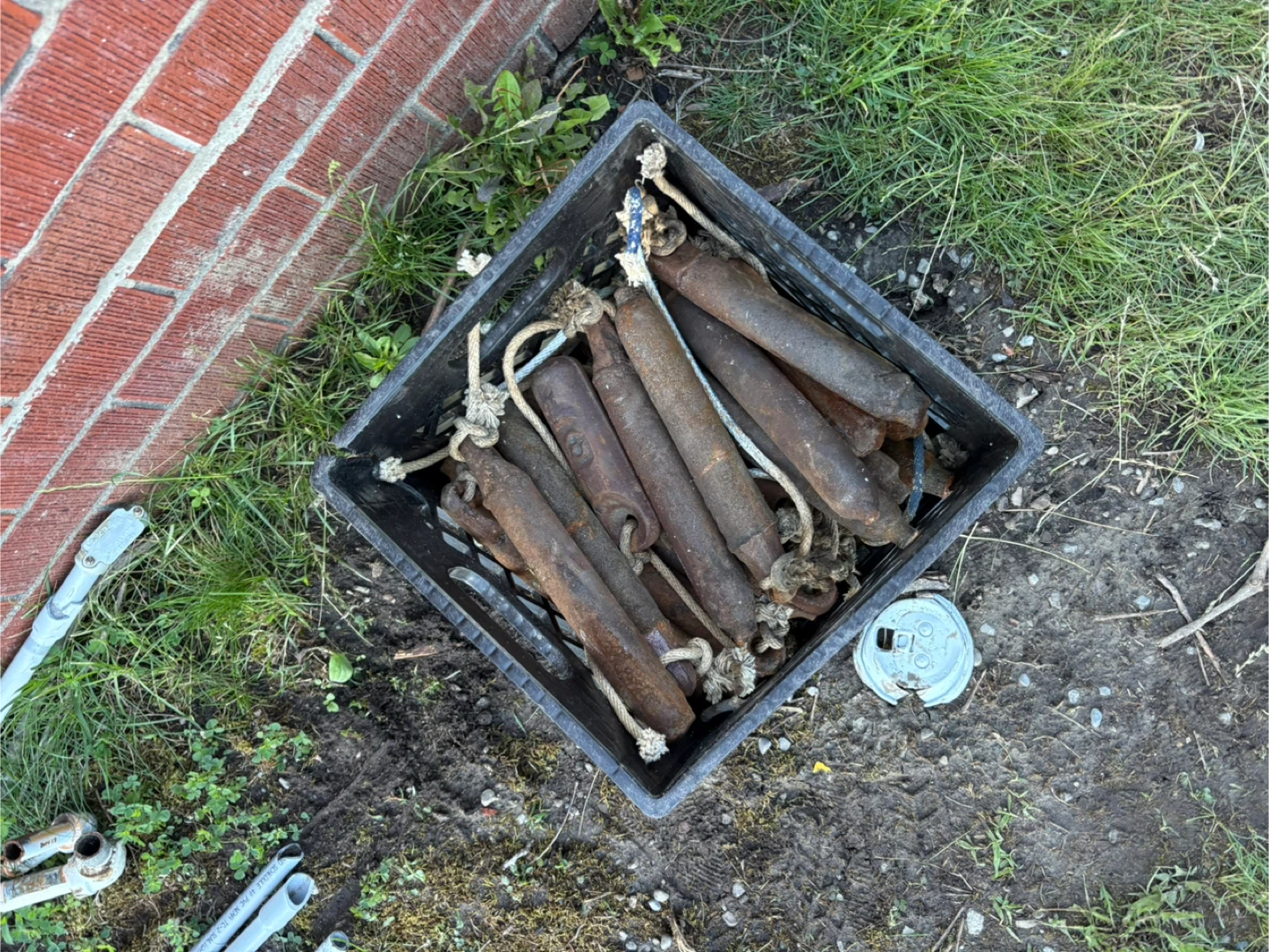Cast Iron window weights - photo 2