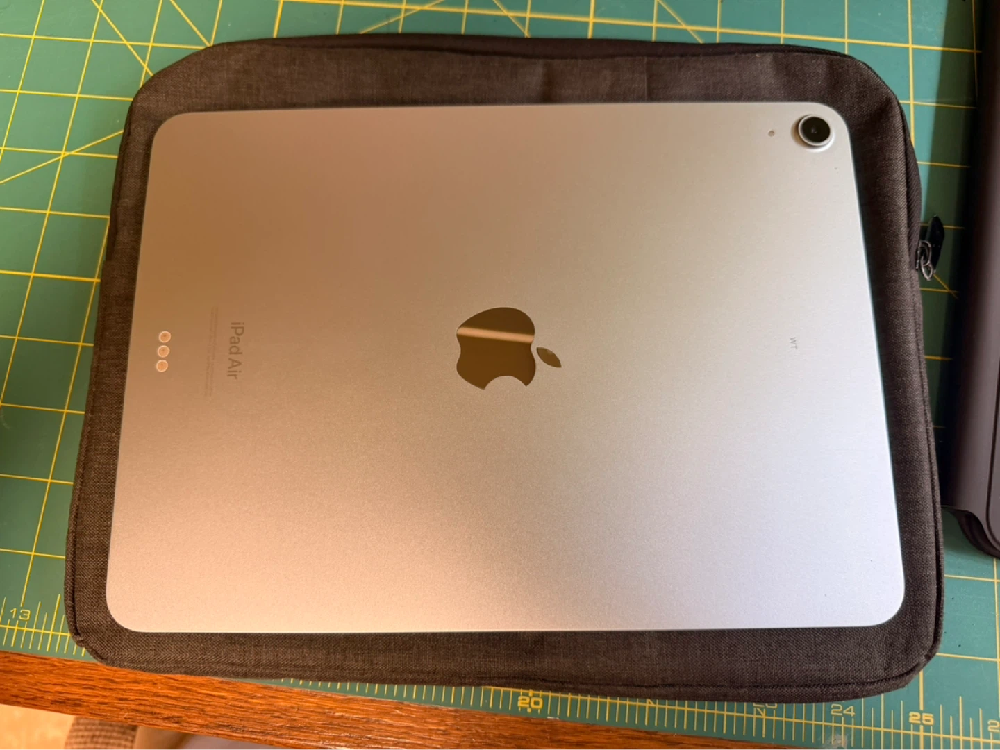 iPad Air M2 11” 256GB Blue + Apple Pencil Pro + Magic Keyboard. - photo 3