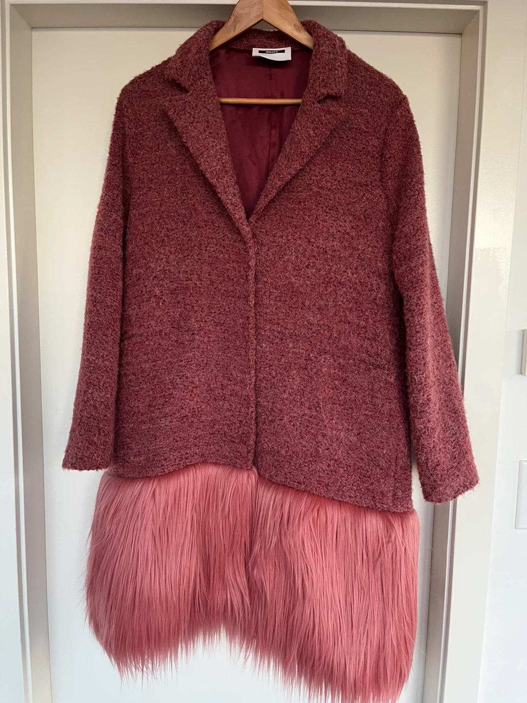 Dimora Textured Jacket with Faux Fur Trim