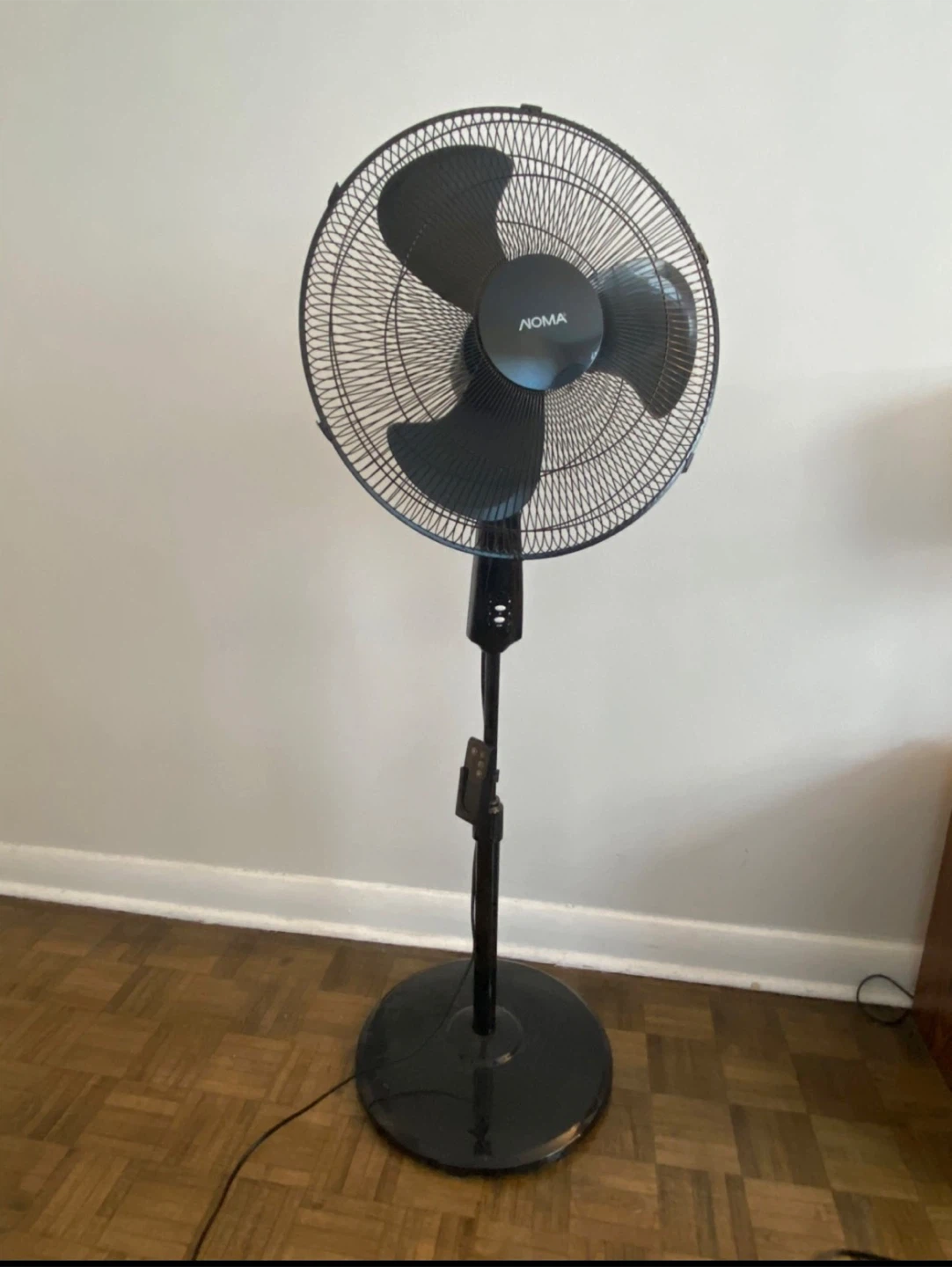 Stand fan Oscillating fan