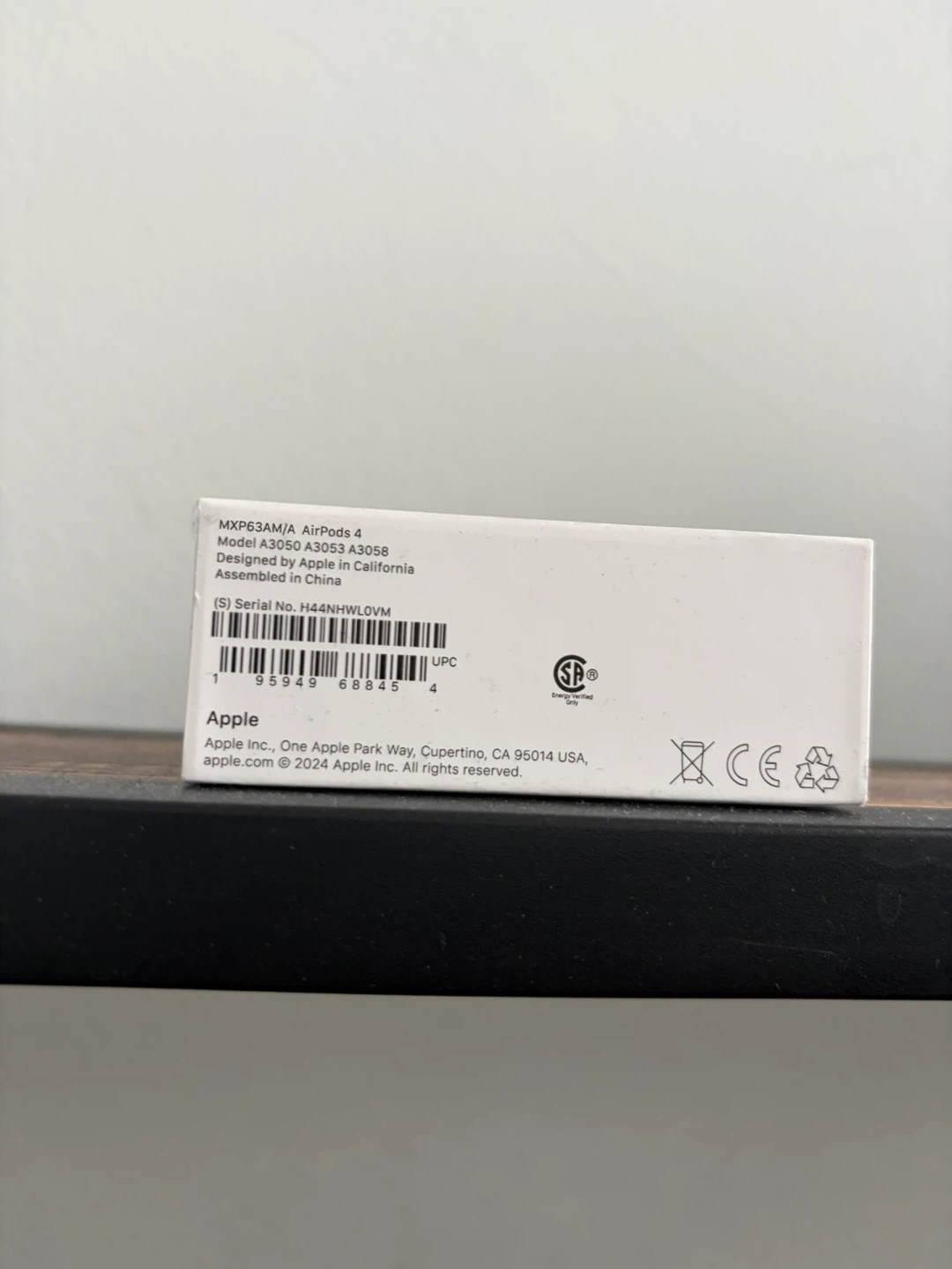 Apple AirPods 4 - photo 3