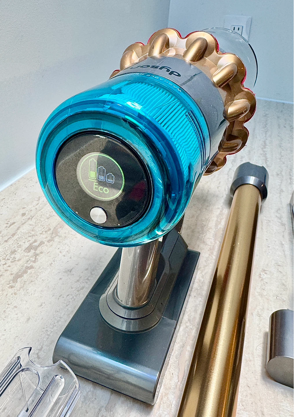 Dyson V15 Detect Absolute Cordless Vacuum Cleaner (USED) - photo 4