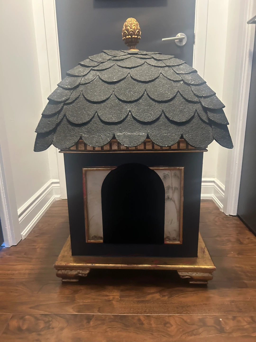 Decorative Pet House/Bed