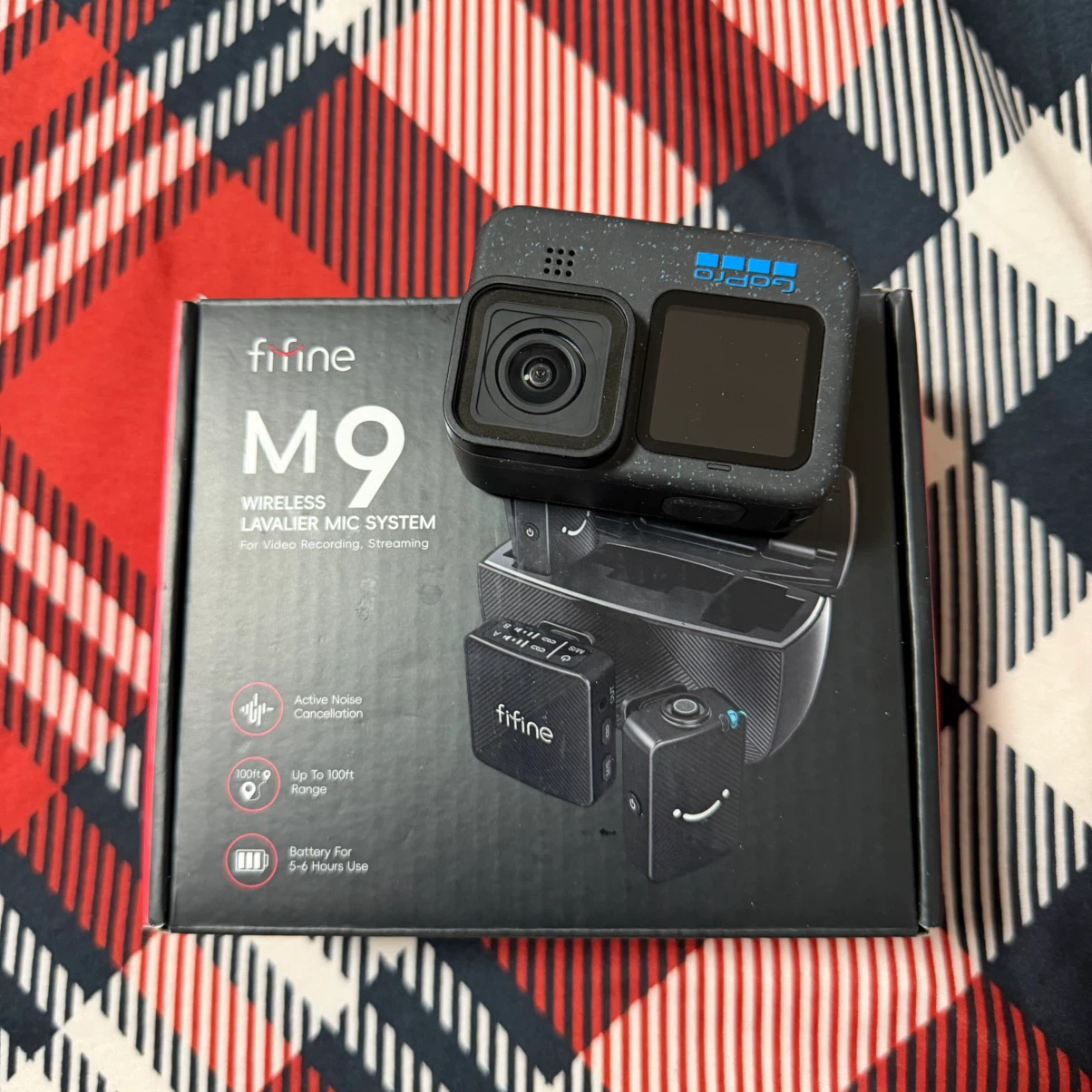 Gopro 12 with grip handle nd Fifine M9 Wireless  Mic - photo 2