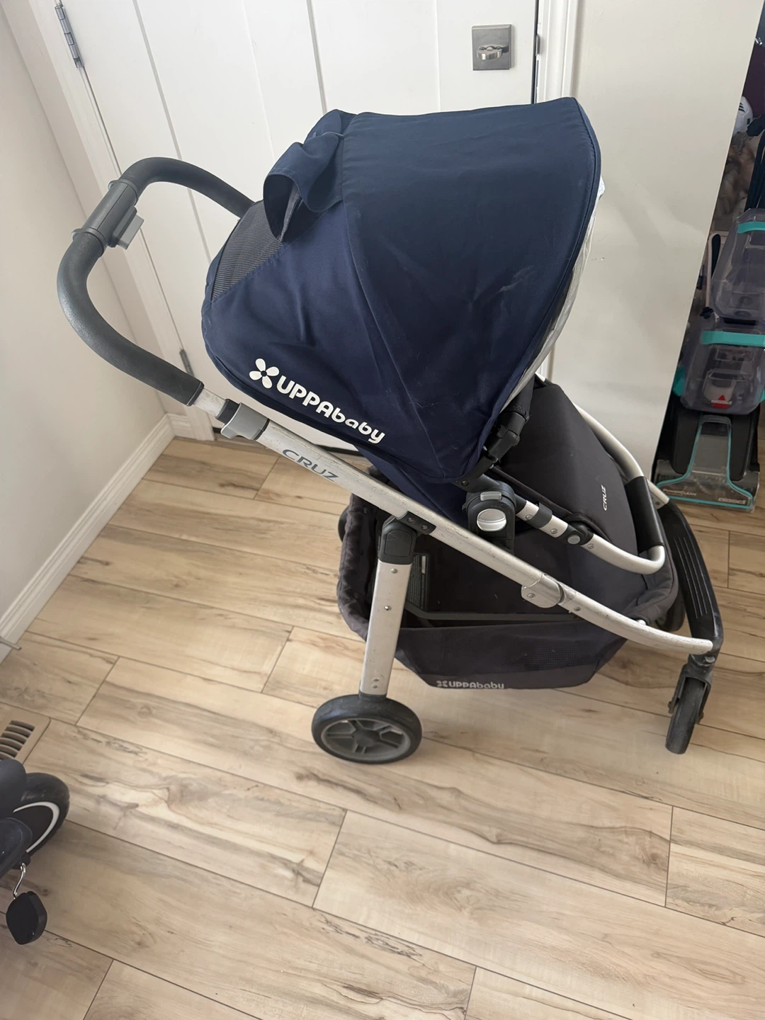 UPPAbaby Cruz Stroller and MESA Car Seat