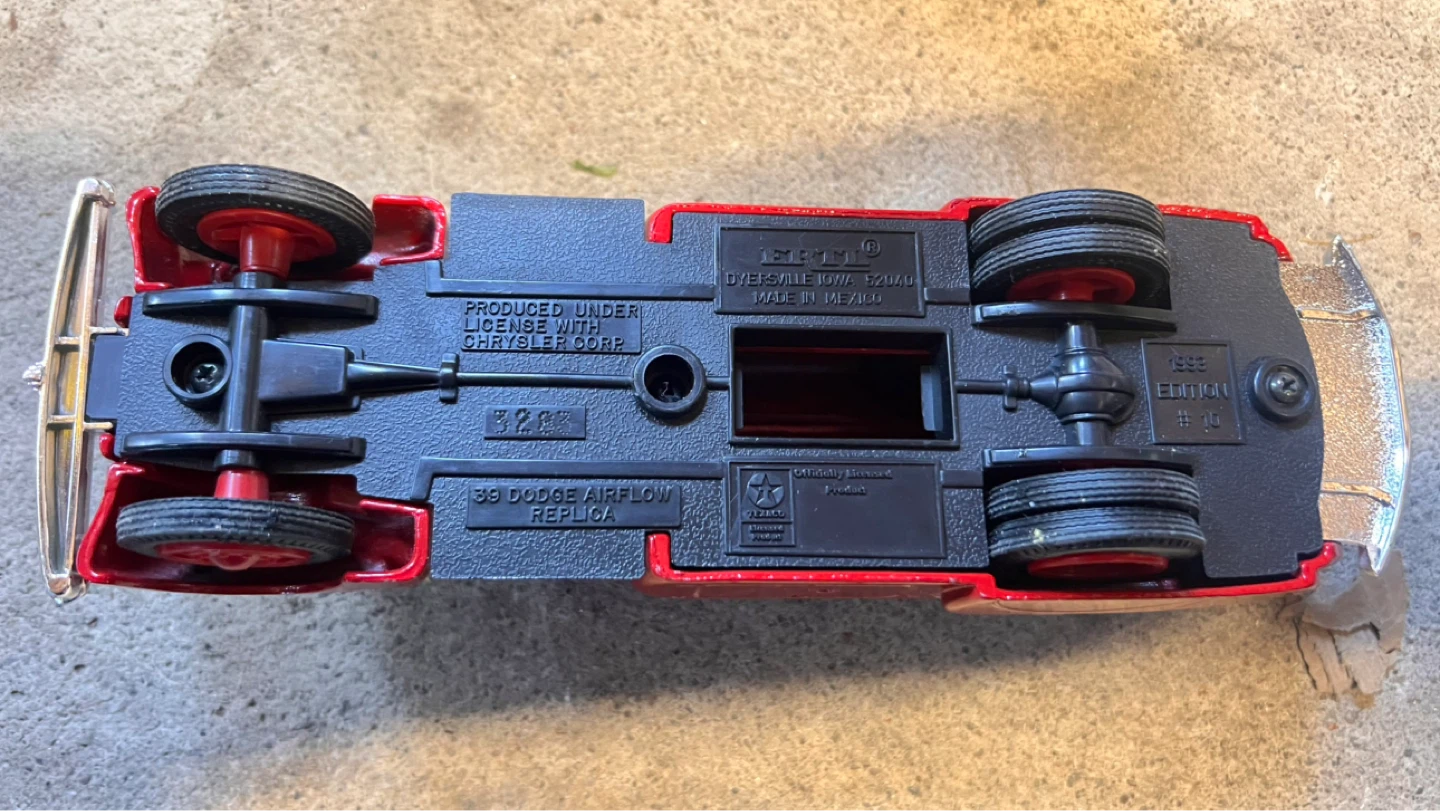 Texaco 1939 Dodge Airflow Replica Toy Truck ⚽ - photo 4