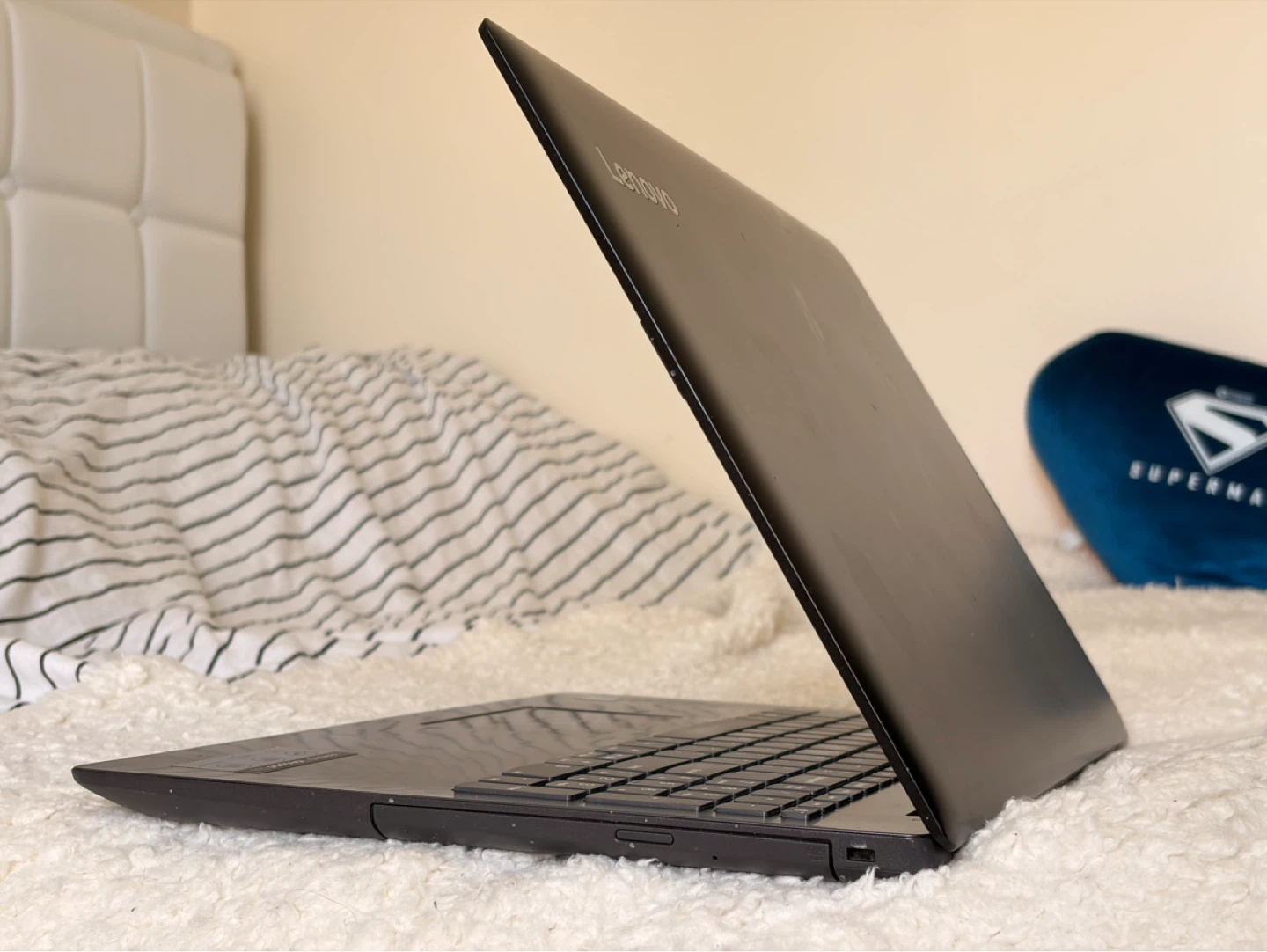 Lenovo Ideapad 330-15ARR Laptop — Ryzen 3 / 8Gb / 256GB SSD