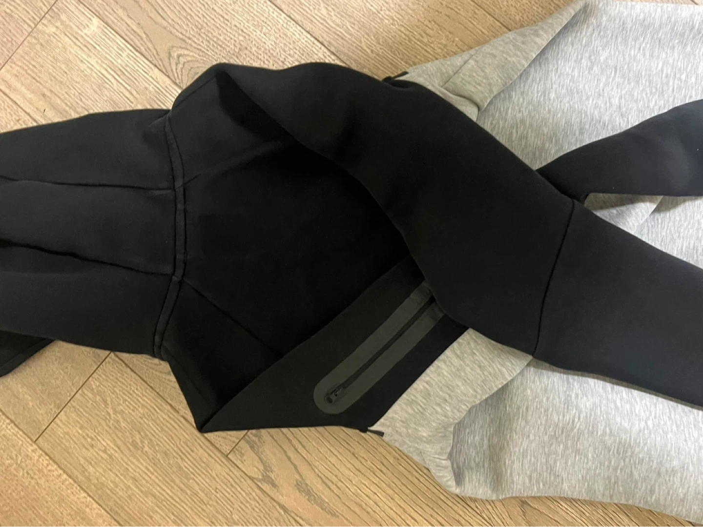 Nike Tech Fleece Full Zip Hoodie