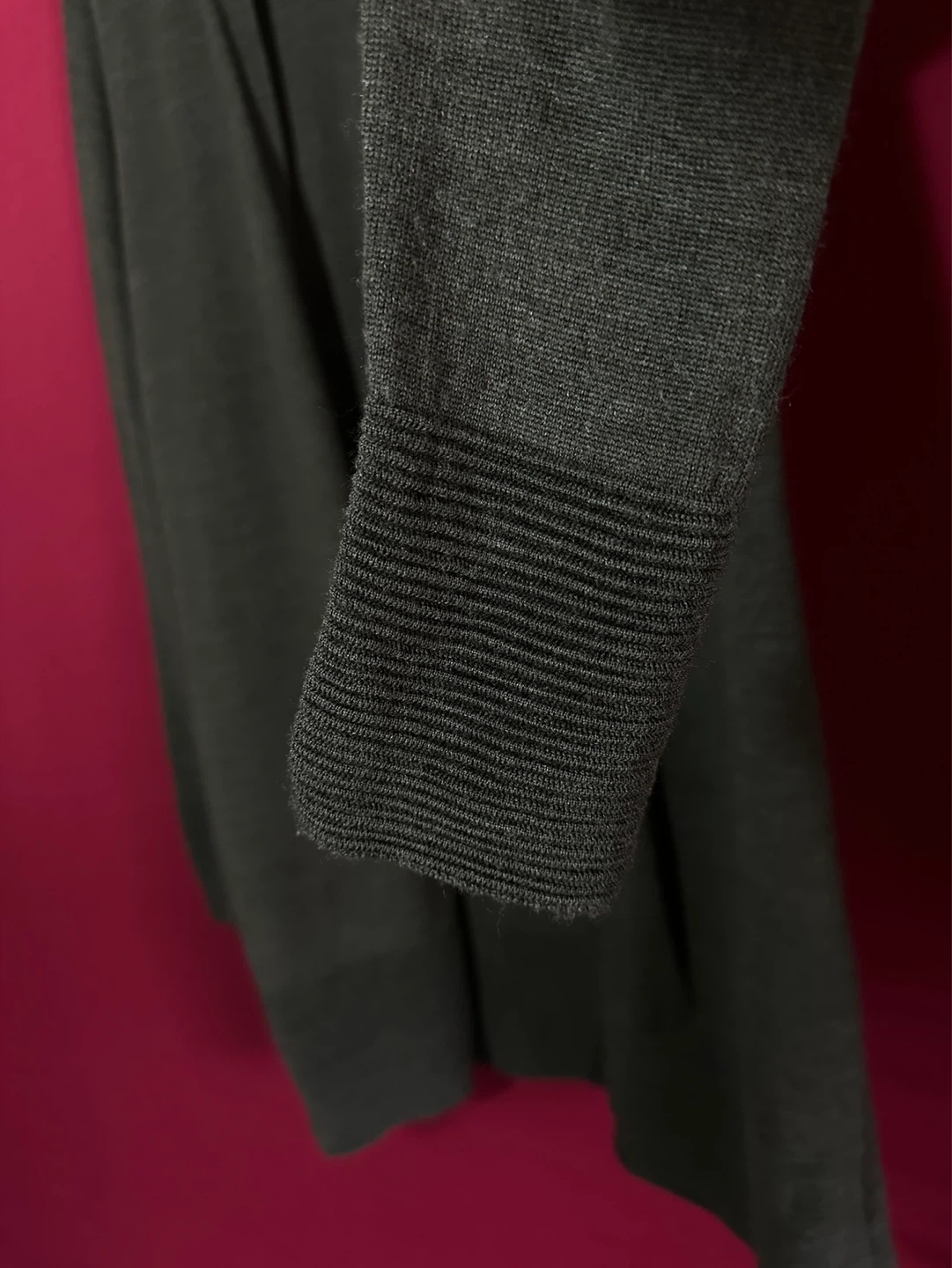 100% Extra Fine Merino Wool MAX STUDIO Grey Cardigan - photo 2