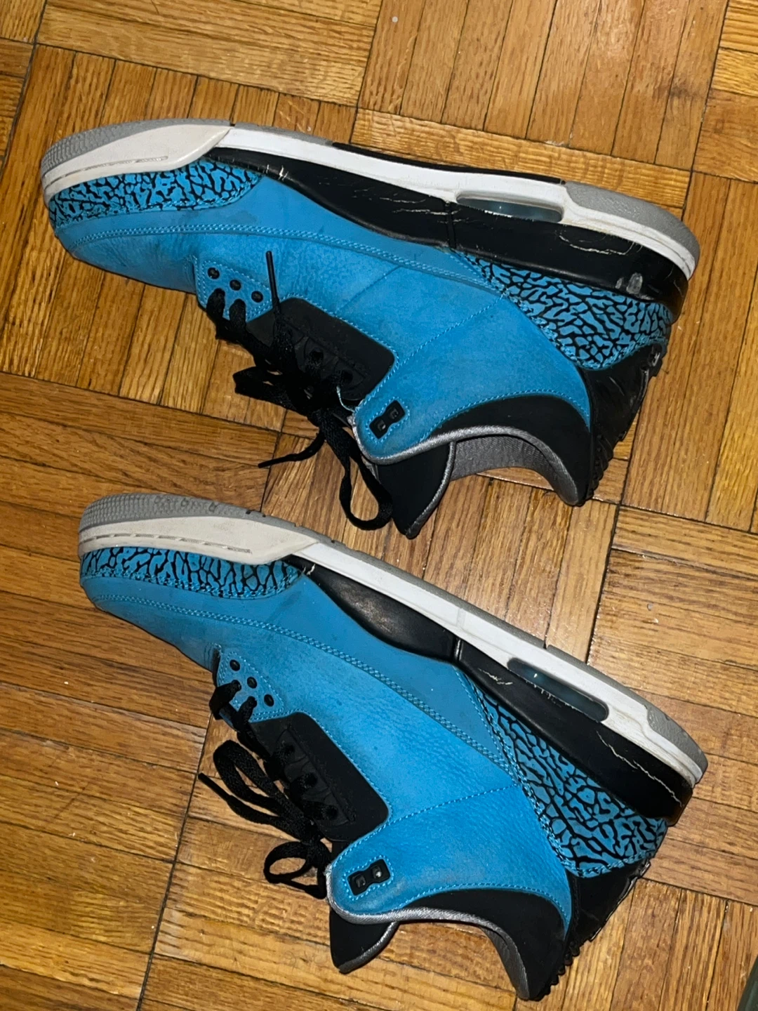 Air Jordan 3 Retro Blue Sneakers - photo 2