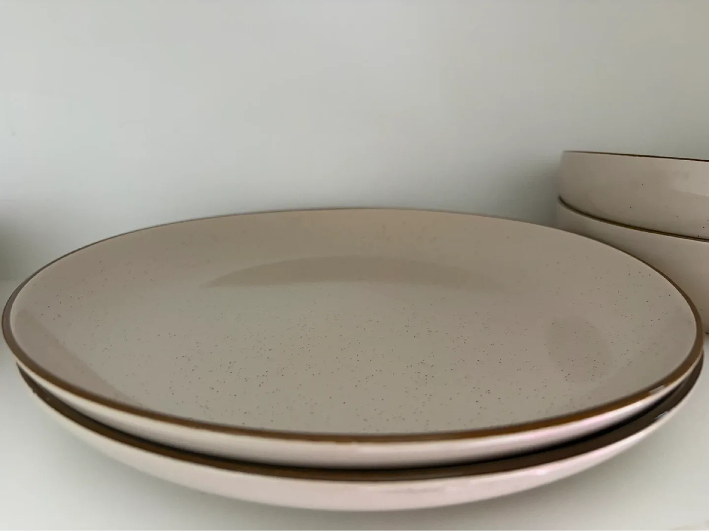 Stoneware Bowls and Plates Set - Beige Speckled - photo 4
