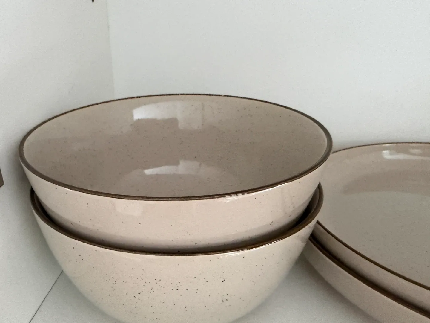 Stoneware Bowls and Plates Set - Beige Speckled - photo 2