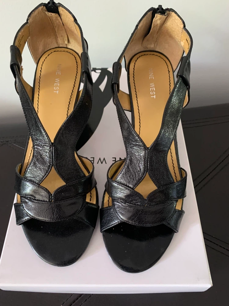 Ladies  shoes - photo 2