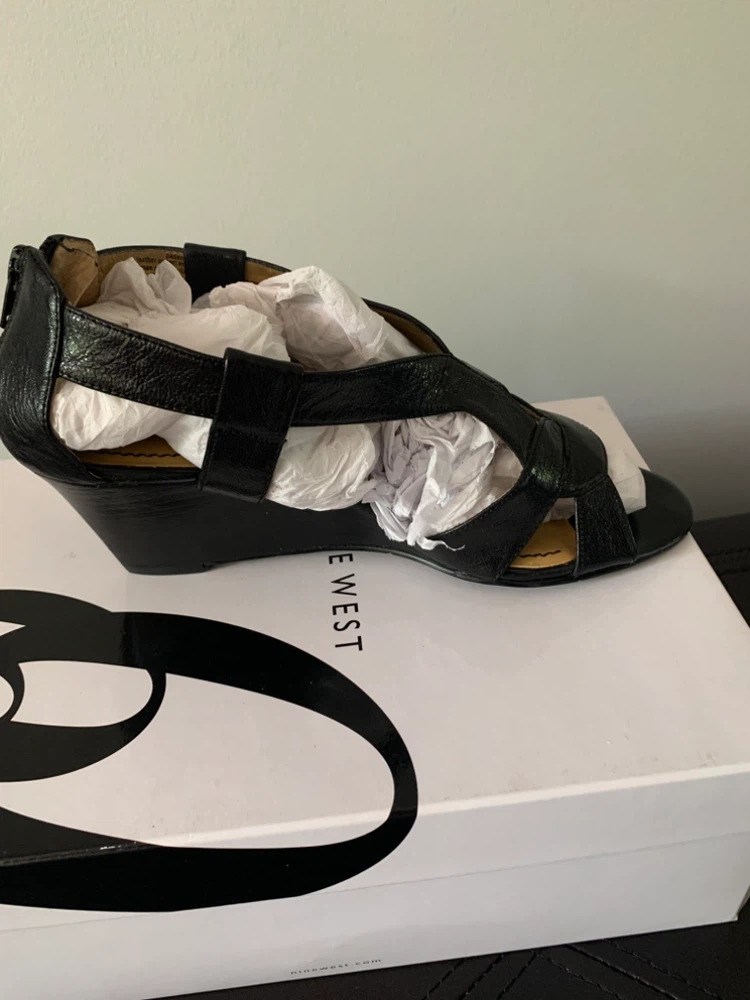 Ladies  shoes - photo 5