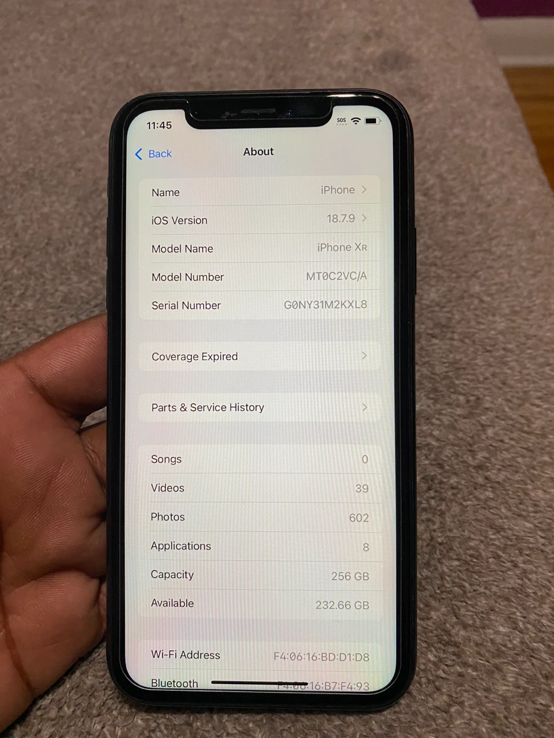 iPhone XR, Black, 256GB storage  Battery health 79 % - photo 5