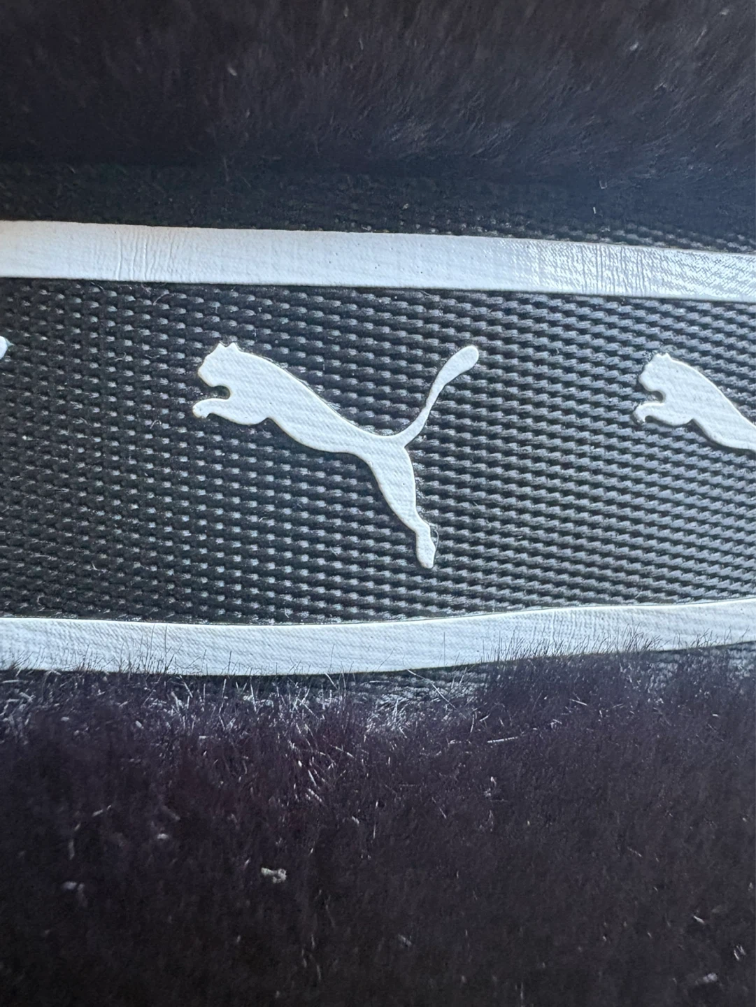 Puma Fuzzy Slippers - Sz 5 ⚽️ - photo 5