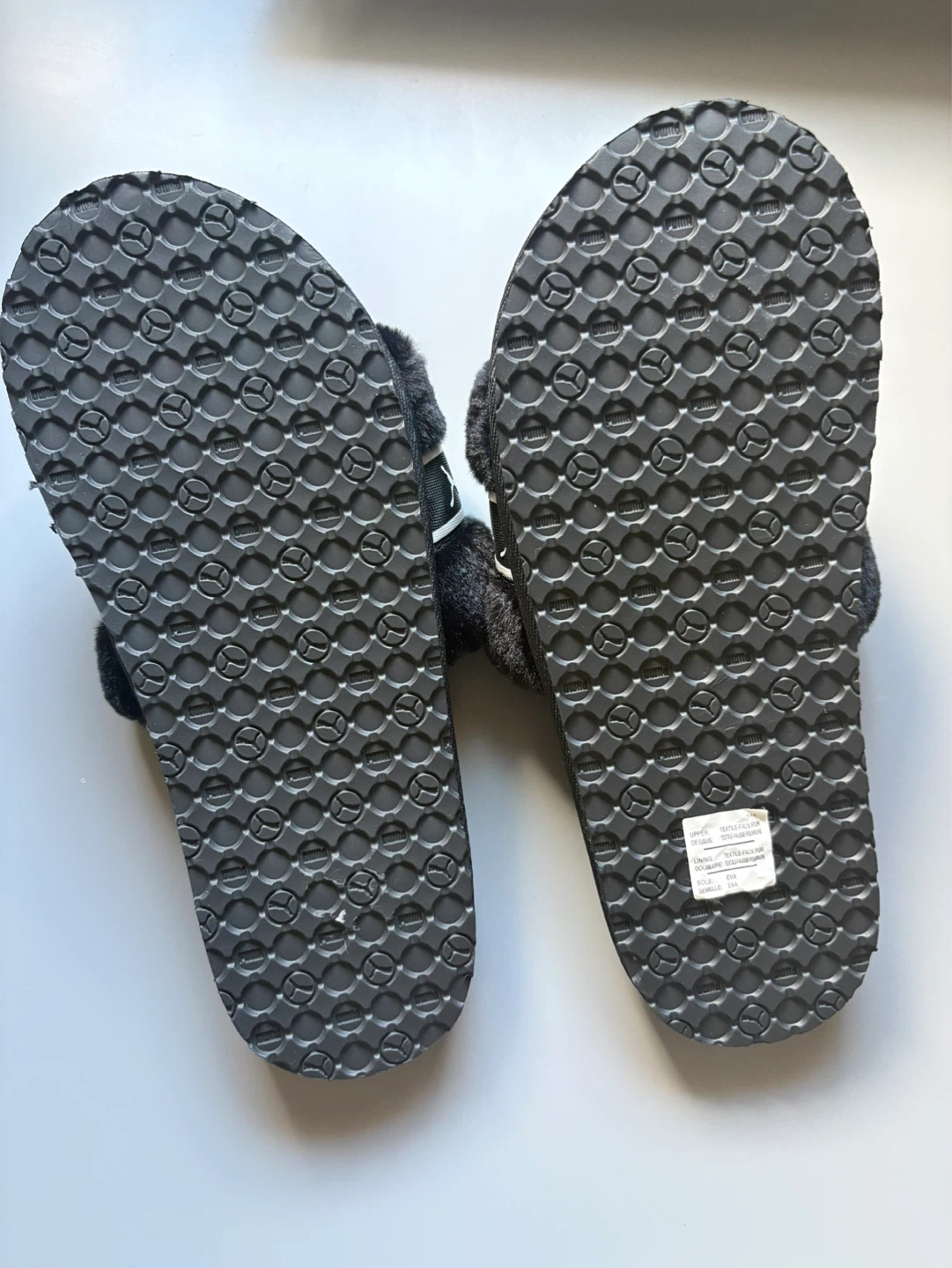 Puma Fuzzy Slippers - Sz 5 ⚽️ - photo 2