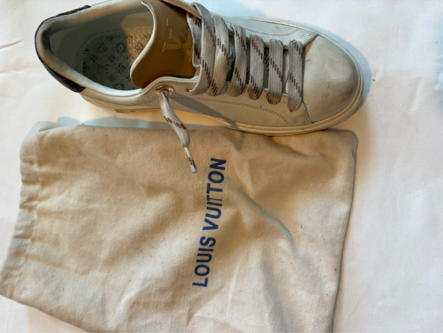 Louis Vuitton Sneakers