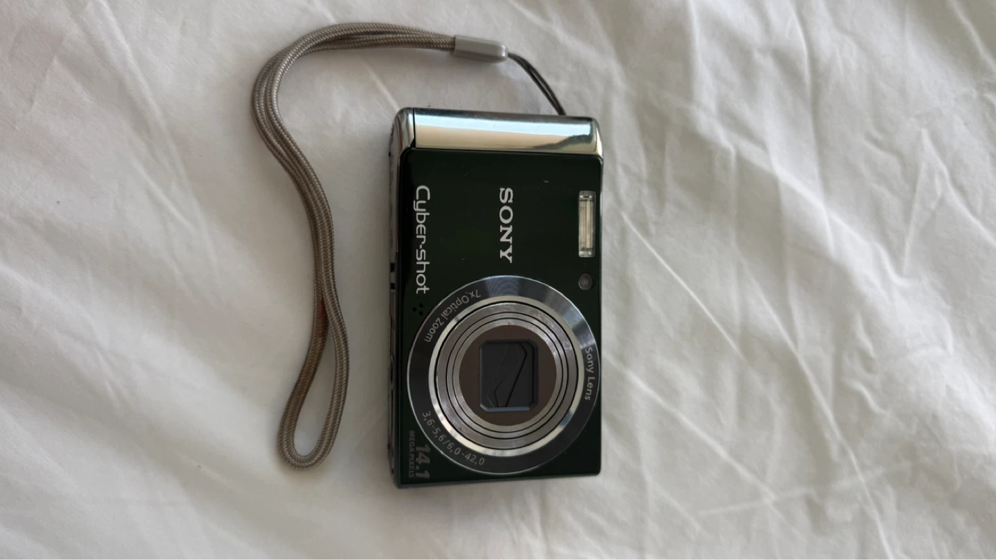 Sony Cyber-shot Digital Camera with Case