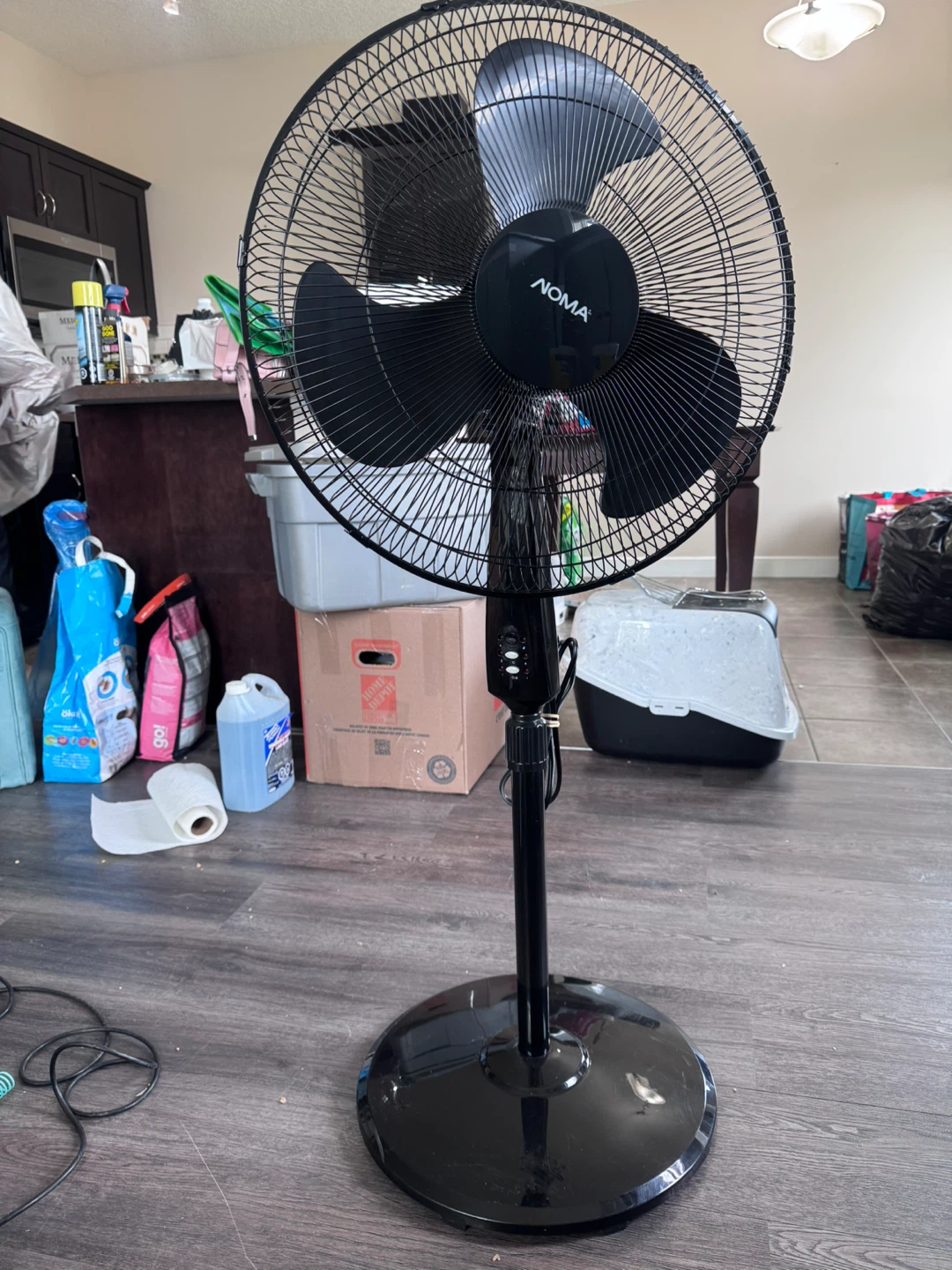 NOMA Black Pedestal Fan