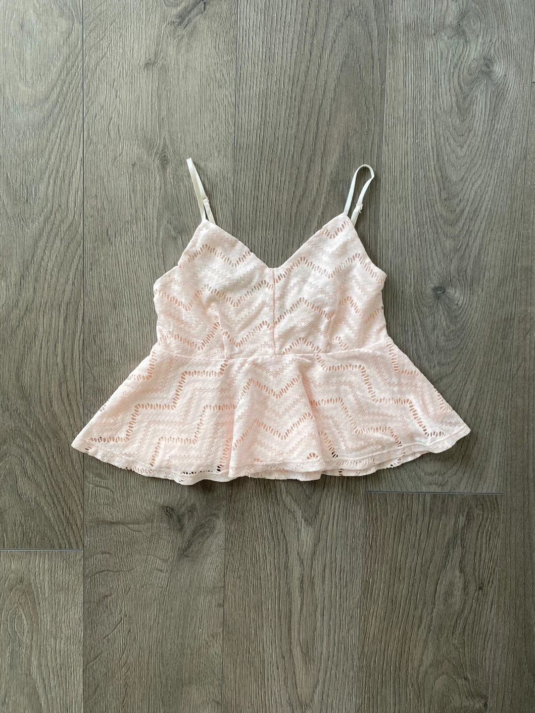 XS Dynamite lace babydoll crop top