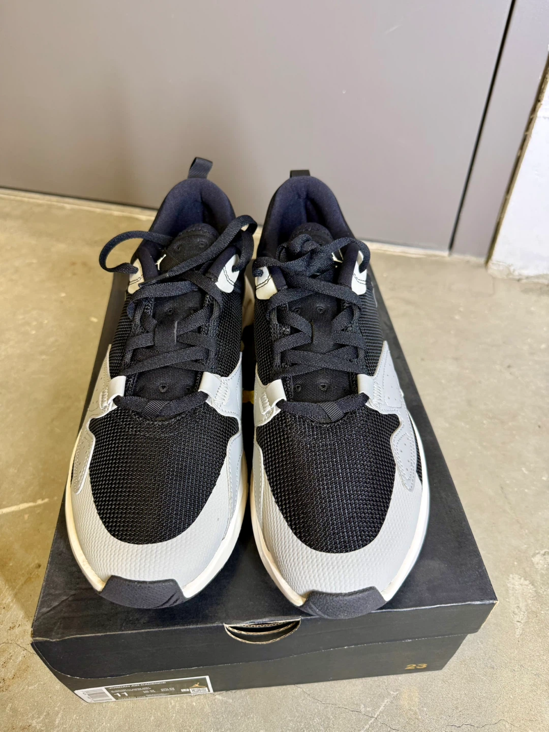 Jordan Air Cadence Men's Sneakers Size 11 - photo 3