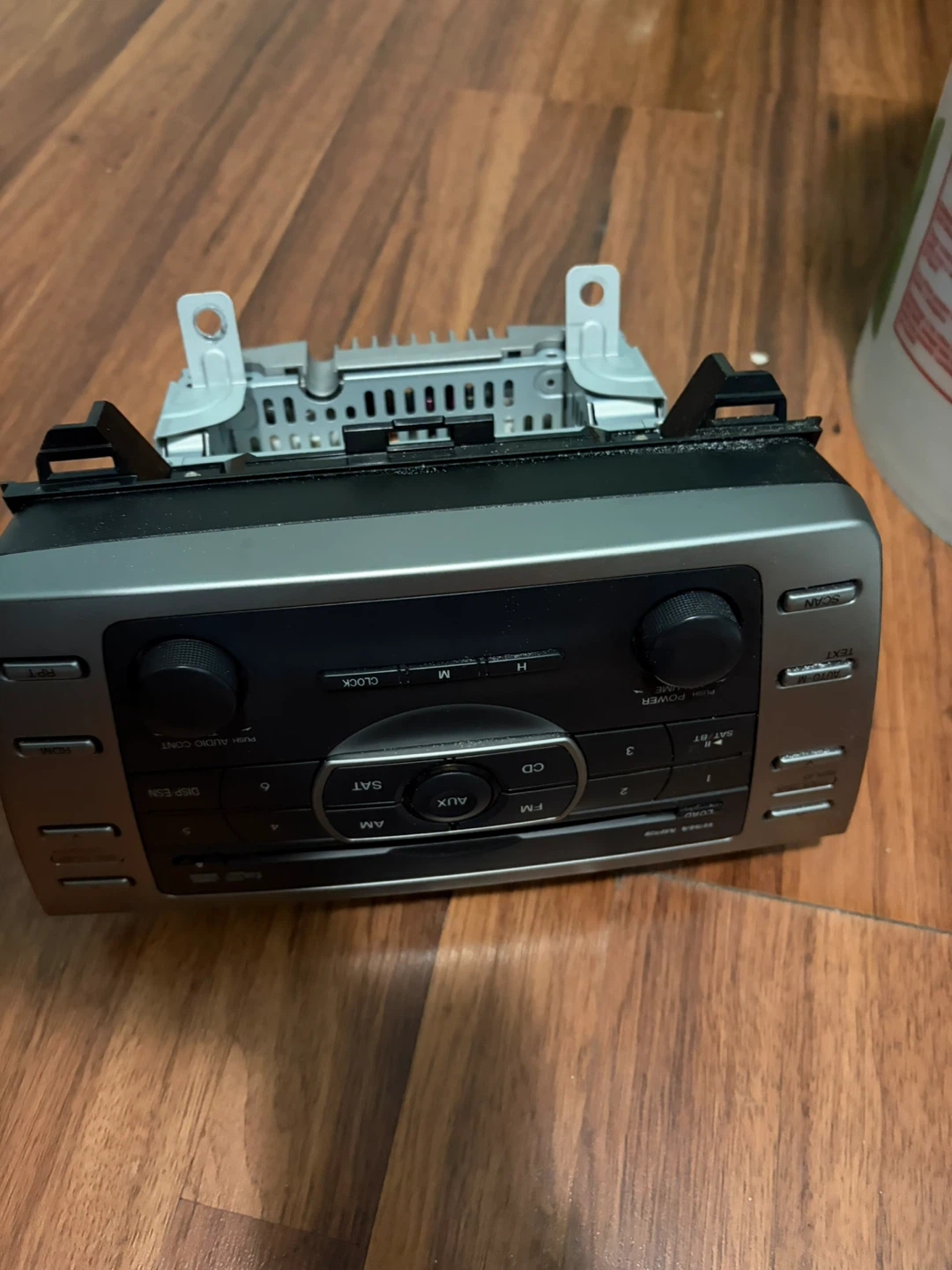 Panasonic CQ-EM40E2UT Car Stereo MAZDA 6 - photo 2