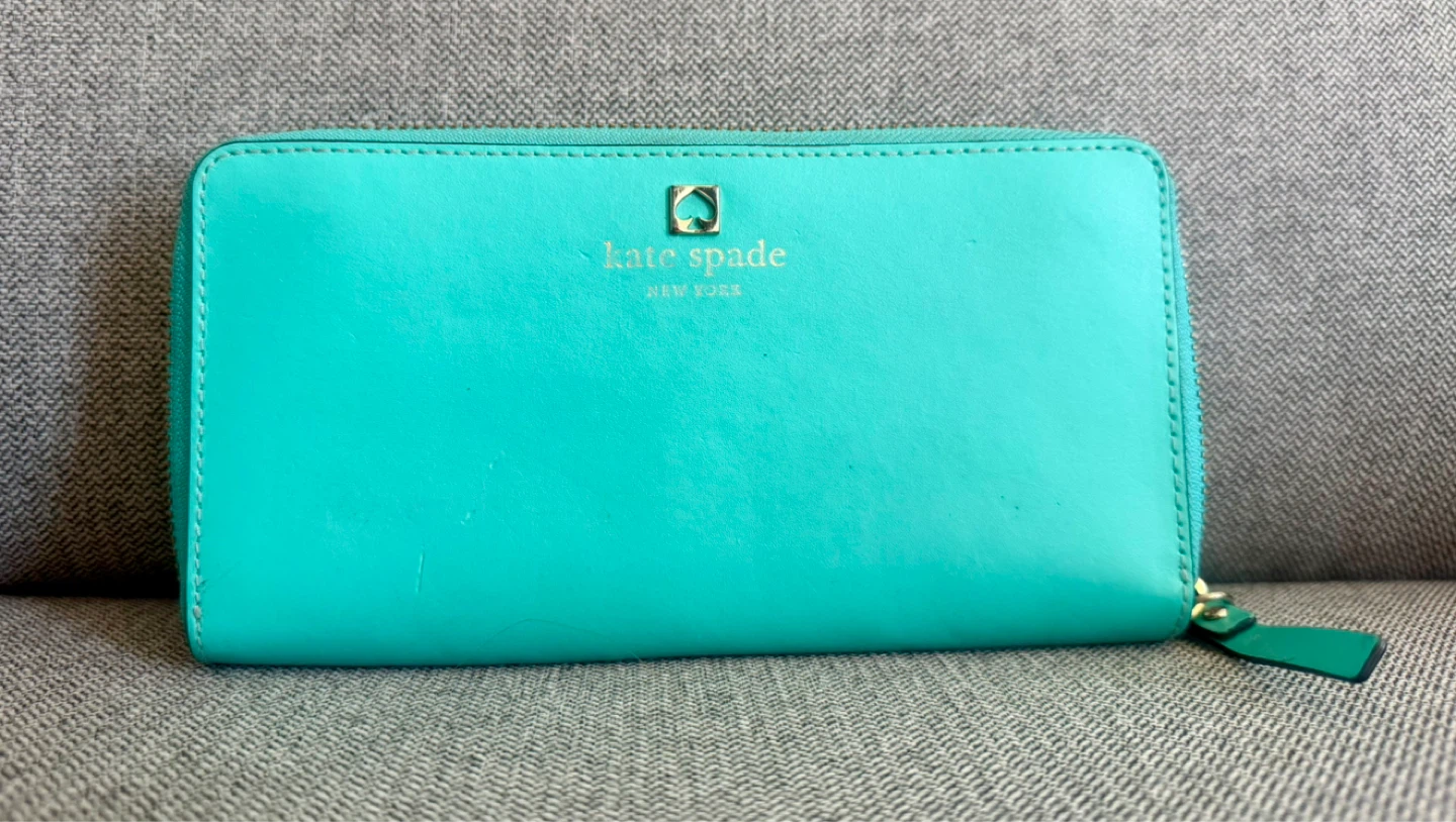 Kate Spade Zip Around Wallet