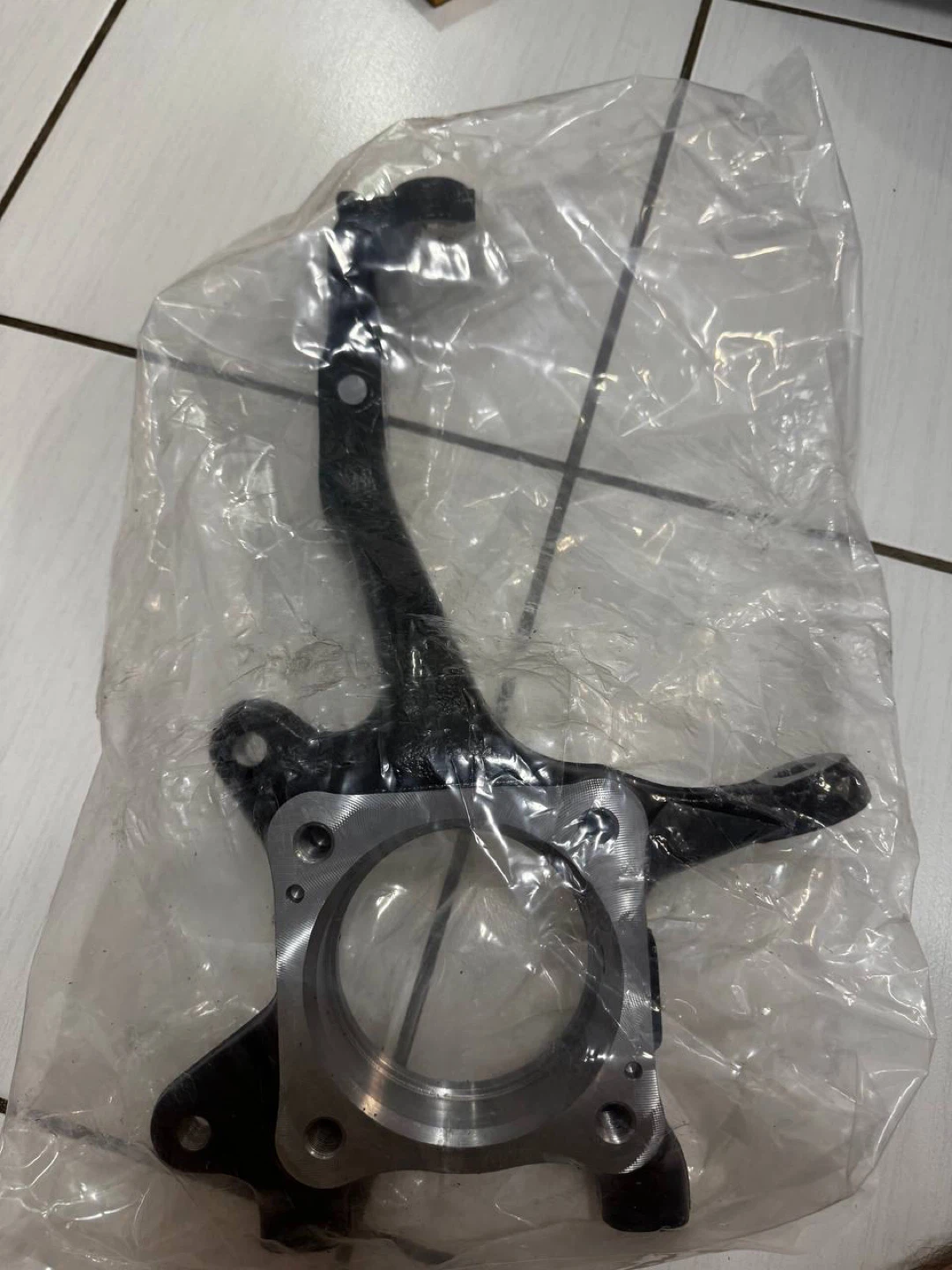 Toyota Tacoma Front Right Steering Knuckle (OEM  number43211 - photo 5