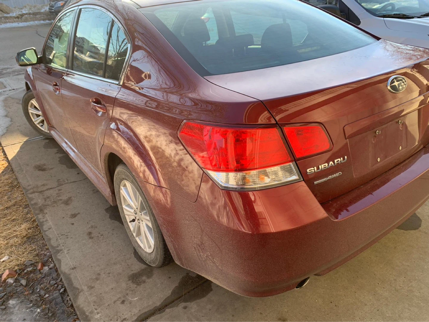 Subaru Legacy R/T AWD Sedan - photo 4