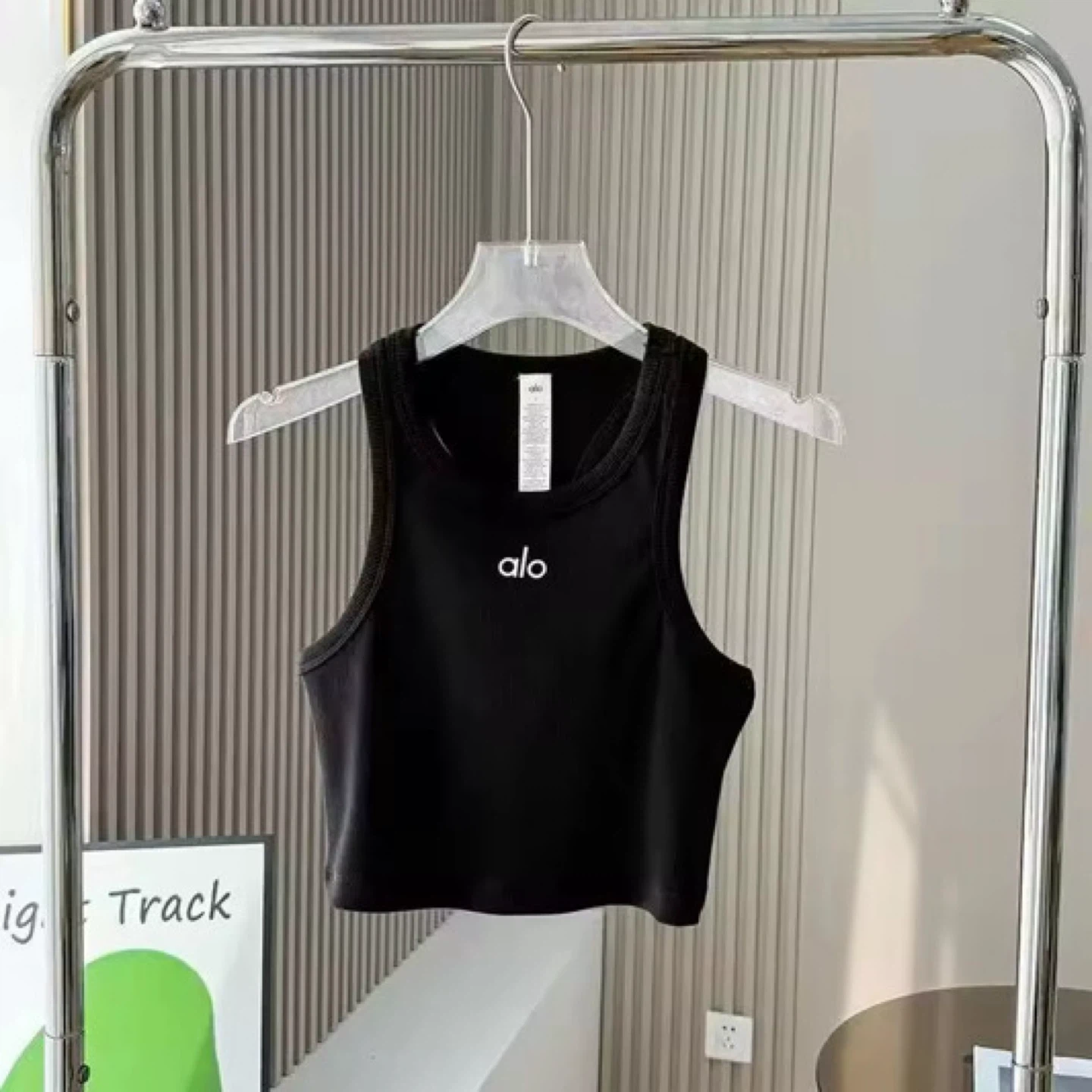 Alo Yoga Ribbed Crop Tank Top - photo 3