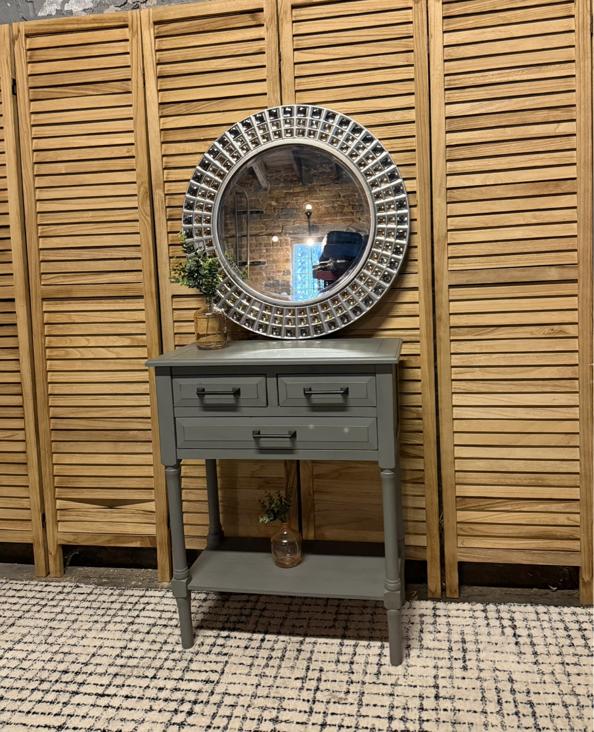 Accent Table and Decorative Mirror - photo 4